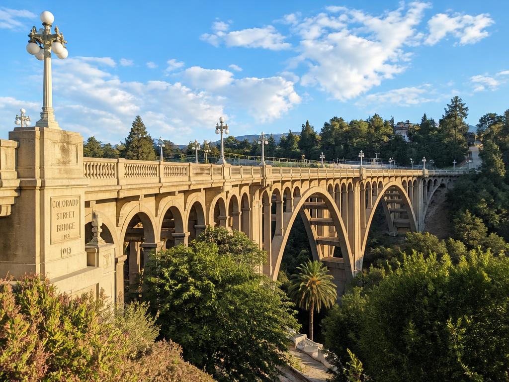 Photograph of Colorado Street Bridge, Pasadena
